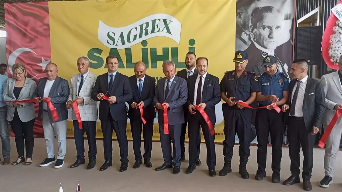 Salihli’de Tarım ve Hayvancılık Fuarı Açıldı